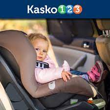 arka koltukta bir sey olmaz demeyin cocuklarinizi arka koltukta ve emniyet kemeri takili halde seyahat ettirmeye oz baby car seats car seats child car seat