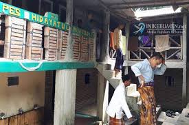 Sekretaris daerah (sekda) kota salatiga fakruroji mengatakan kebijakan wfh diperpanjang sampai 31 mei yang awalnya diberlakukan hingga 21 april 2020. Buka Puasa Dengan Nasi Ambengan Di Ponpes Hidayatul Mubtadiin Salatiga