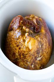 .combine ingredients for glaze in small sauce pan (brown sugar, cornstarch, balsamic vinegar, water, soy brush roast with glaze 2 or 3 times during the last hour of cooking. Prodavac Aritmetika Lijecenje How To Cook A Ham In A Slow Cooker Patricedebruxelles Com