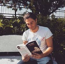 Giorgio guanciale è nato due anni dopo lino: Il Treno Dei Bambini Di Viola Ardone Lino Guanciale Italia Facebook