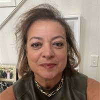 Ellen Gaskill's Instagram, Twitter & Facebook