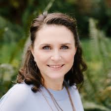 Molly Keenan's Instagram, Twitter & Facebook