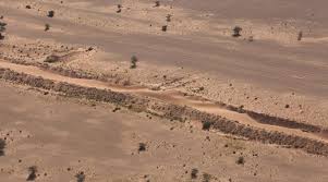 The sahara and its extreme climate dominate the country. Algerie Maroc Le Ton Monte D Un Cran Le Nouvel Economiste