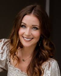 Bethany Benoit's Instagram, Twitter & Facebook