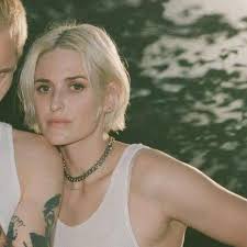 Ok one more time Who's the best 3 guitarists for u guys For me : 1-Jeff  Hanneman (RIP) 2-mark morton 3-scott lan Wbu?