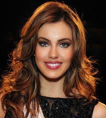 Erin Brady's Instagram, Twitter & Facebook