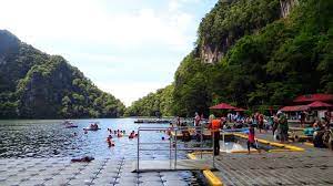 Mambang sari kemudiannya meletakkan anaknya ditasik itu lalu menyebabkan terjadinya lagenda tasik dayang bunting. Legenda Wujudnya Tasik Dayang Bunting Malaysiapost