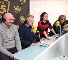 La recensione del nuovo divertente film di veronesi con favino, mastandrea, papaleo e rubini nei panni dei quattro moschettieri. Il Cast De I Moschettieri Del Re Ospite Dei Friends Radio 105