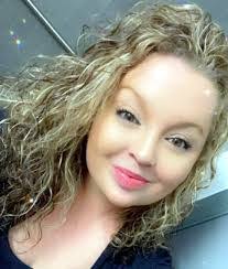 Ashley Grant's Instagram, Twitter & Facebook