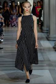 Carolina herrera is an international fashion and beauty house recognized for timeless elegance and refinement. Carolina Herrera Primavera Verano 2017 9 Qmoda