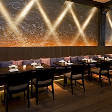Barton and executive chef jeffrey o'neill at the villa by barton g, housed in versace's former ocean drive mansion, wow guests in miami and now they impress diners in los angeles. Competition S Got Nothing On Makoto 3 Stars For The Villa By Barton G Eater Miami