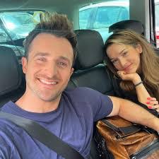 Jean Ruhl's Instagram, Twitter & Facebook