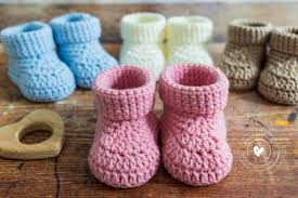 Fast Crochet Baby Booties A Free And Easy Pattern Maisie And Ruth
