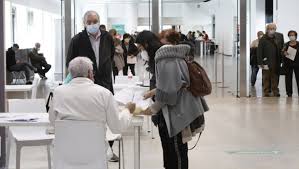 Studente laureato presso università degli studi della basilicata. Ordinanza Figliuolo Vaccino Nelle Regioni In Cui Si Ha Domicilio La Repubblica