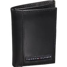 So, you don't need to invest too much time on internet to find we have listed top 10 best tommy hilfiger wallets in india, based on user's review. Tommy Hilfiger Tommy Hilfiger Wallet Valet Black 31tl11x033 Walmart Com Walmart Com