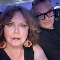 90+ "Lofgren" profiles