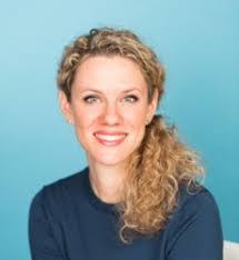 Kim Petri's Instagram, Twitter & Facebook