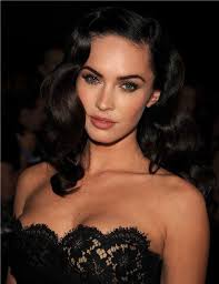 Pin By Cambria Pinal On Winter Sun Megan Fox Hair Vintage Hairstyles Marilyn Monroe Hair