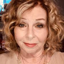 Hi does anyone know of a lodging place that is not expensive ?