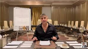 Organize suç örgütü lideri olduğu belirtilen sedat peker'in bugünkü videosunda adını verdiği sbk holding'in sahibi sezgin baran korkmaz'ın. Peker Den Kulunk Iddiasi Secim Zamani Geldiginde Arabasina Para Birakirdik Turkiye Dw 06 06 2021