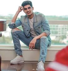 Shubman gill is an international professional indian cricketer. Shubman Gill Shares Photos With His Sister Parents And Friends Sports Man Crush Everyday Sports Celebrities Crickets Funny