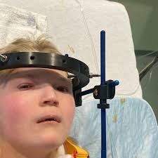 Fundraiser by Holly Bull : Help the Barton family