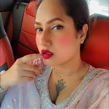 Kamal Kaur's Instagram, Twitter & Facebook