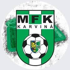 Před svým soupeřem má hradec náskok čtyř bodů. Mfk Karvina Home Facebook