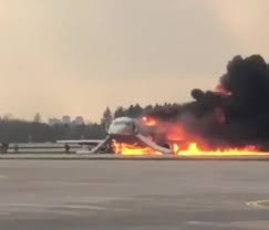 Аварийная посадка sukhoi superjet 100 в «шереметьево» унесла жизни 41 человека. Pri Vozgoranii Ssj 100 Pogib 41 Chelovek Proisshestviya Rossiya Lenta Ru