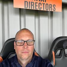 I'm looking for unique pubs around King's Cross/St.Pancras area. About 6 or  7 should be enough 🤔 thanks in advance