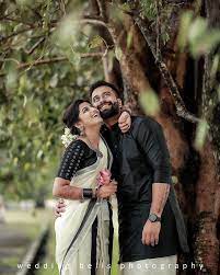 Brides Of India On Instagram Follow Bridesof India Email B Wedding Couples Photography Wedding Couple Poses Photography Indian Wedding Photography Couples