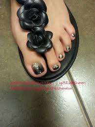 Black And Gold Glitter Toe Nails Pin By Carrie Cooper On Nails Glitter Toe Nails Pedicure Designs Toenails Gold Toe Nails