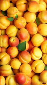 Le Jaune A Rungis L Abricot Fruit Photography Fruit Wallpaper Fruit Wallpaper Photography