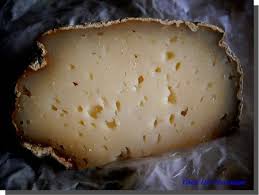 Le Lavort Auvergne Fromage Vin Et Fromage Fromage Cheese