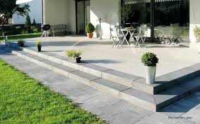 Stufen und treppen für wir gestalten und setzen ihre treppe im garten um. Blockstufen Produkte Ehl Ag