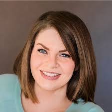 Jennifer Enfinger's Instagram, Twitter & Facebook