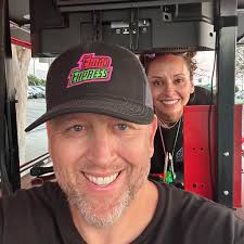 BREAKING: Eric Swalwell concerned that rival countries are sending spies to  infiltrate the United States government. This is from the loverboy of Fang  Fang. Do you see the irony?