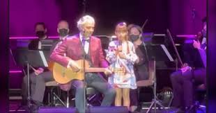 He is the youngest son of andrea bocelli and his first wife enrica cenzatti. Andrea Bocelli And 8 Year Old Daughter Sing Hallelujah Duet Inspirational Videos
