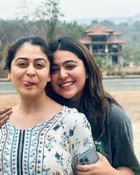Shocking! Falaqs sister Shafaq Naaz is Avinashs ex-gf?