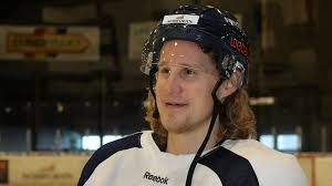 Jonathan Hedström på is med Sundsvall Hockey