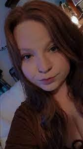 Kaitlin Houck's Instagram, Twitter & Facebook