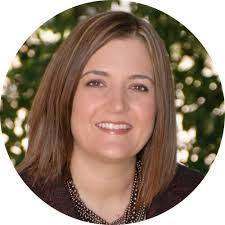 Leslie Gooch's Instagram, Twitter & Facebook