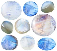 Constructing a crystal grid made of moonstone and placed underneath a massage table or the bed you use for sleep. Moonstone Healing Properties Correspondences And Meanings Hibiscus Moon Crystal Academy