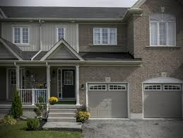 Designer Free Hold Town Home Model Homes Cathedral Ceiling Great Rooms