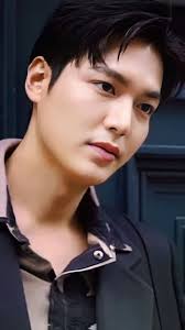 Description of an attractive actor