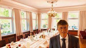 1,451 likes · 126 talking about this · 1,811 were here. Haus Delecke Mohnesee Thomas Figge Hoteldirektor Kettler Stiftung Hattingen Mohnesee