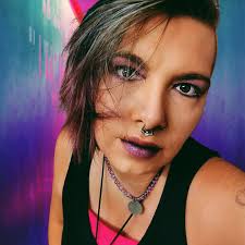 What famous people do you get told you look like?