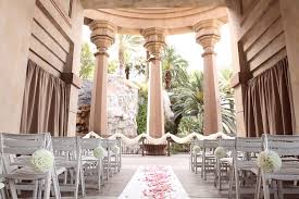 Valley Of The Falls Mandalay Bay Vegas Las Vegas Wedding Planner Vegas Wedding Venue Las Vegas Wedding Venue