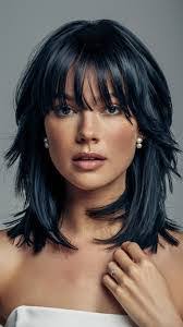 Sharon Pippin's Instagram, Twitter & Facebook