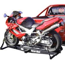 We researched the best hitch bike racks to make traveling with your bike a lot easier. 6 Best Motorcycle Hitch Carrier Review Plus What You Need To Know Motodomains